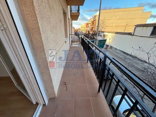 Balcony of Flat for sale in Valdepeñas  with Terrace