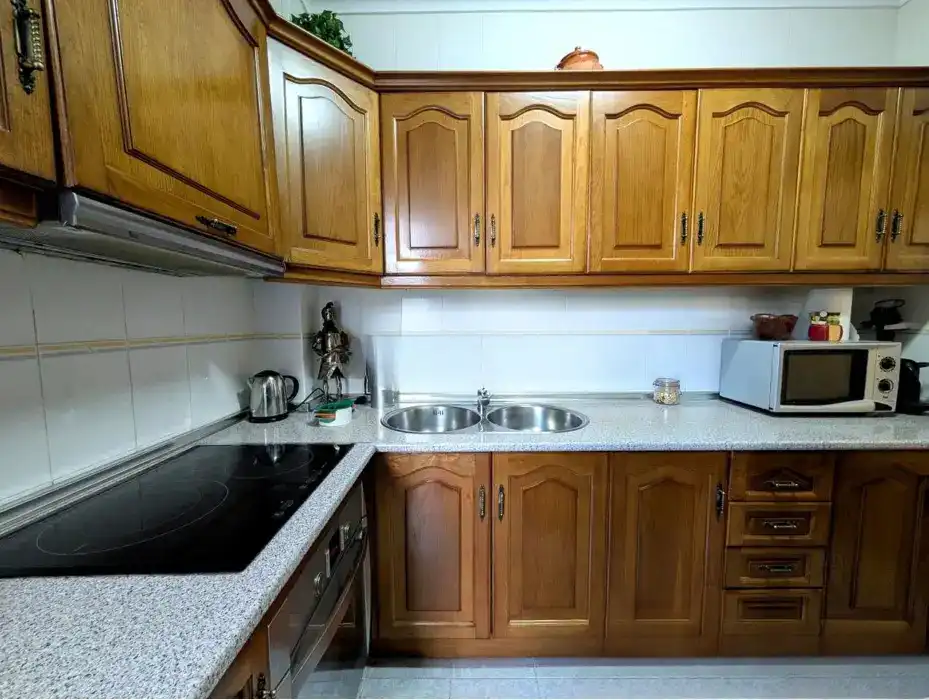 Küche von Wohnung zum Verkauf in Linares mit Klimaanlage, Heizung und Balkon