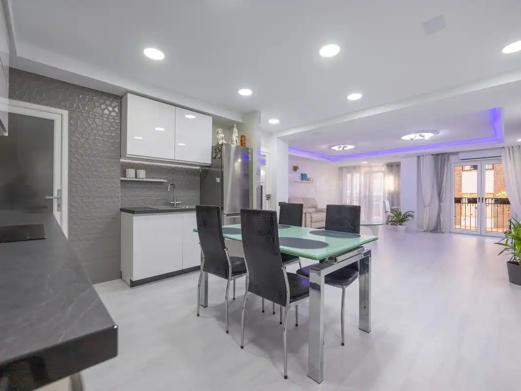 Appartamento con ascensore in vendita a Carrer Josep Bernad Amorós, imagen 6