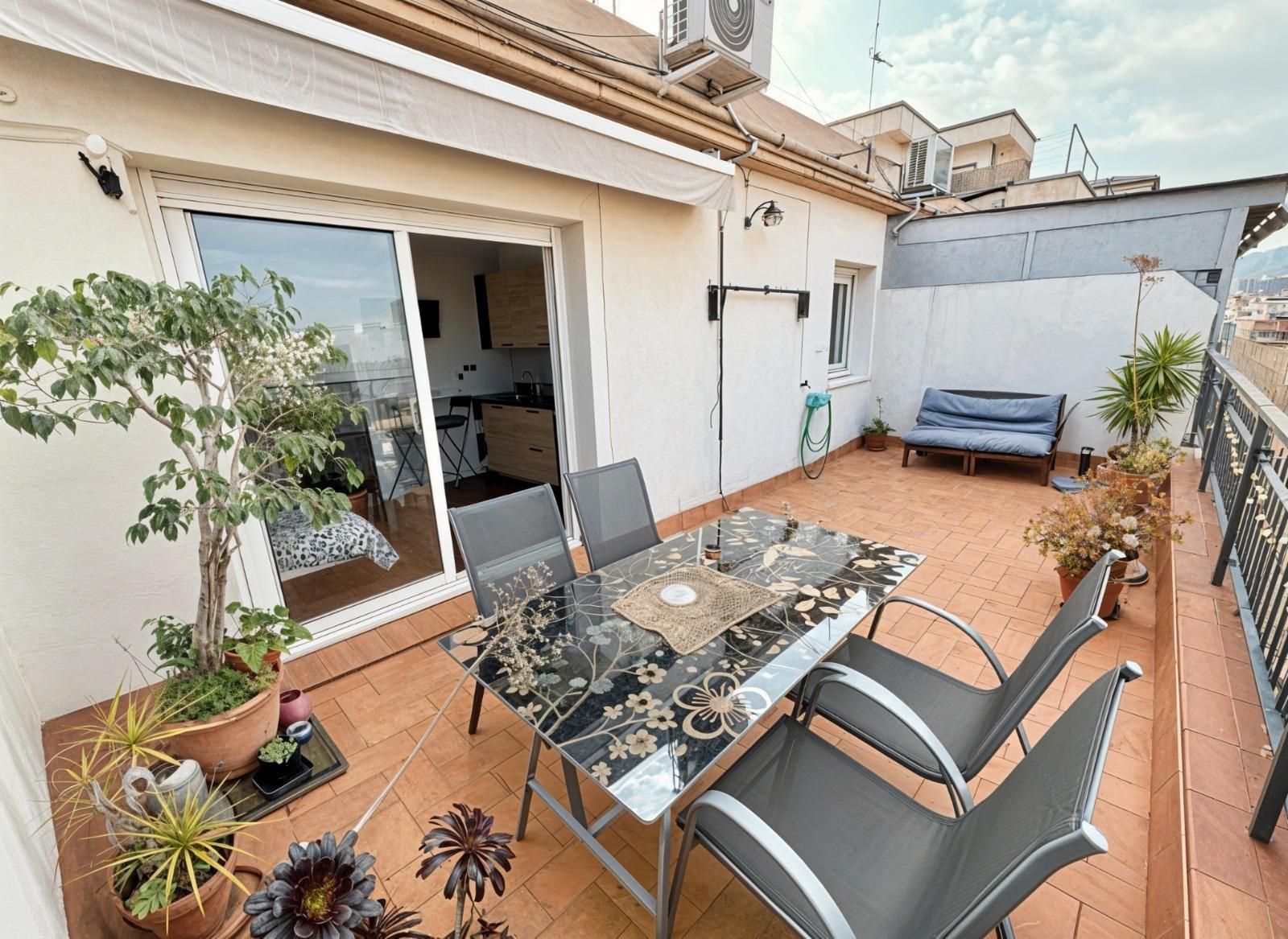 Terraza de Ático en venta en  Barcelona Capital con Aire acondicionado, Terraza y Amueblado