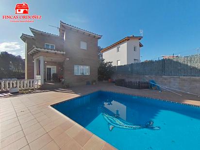 Swimming pool of House or chalet for sale in Sant Andreu de la Barca  with Terrace and Swimming Pool