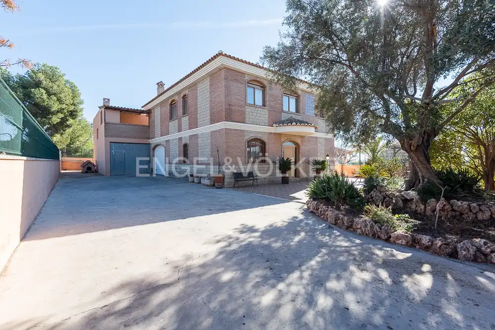 Vista exterior de Casa o chalet en venta en Náquera con Aire acondicionado, Calefacción y Jardín privado
