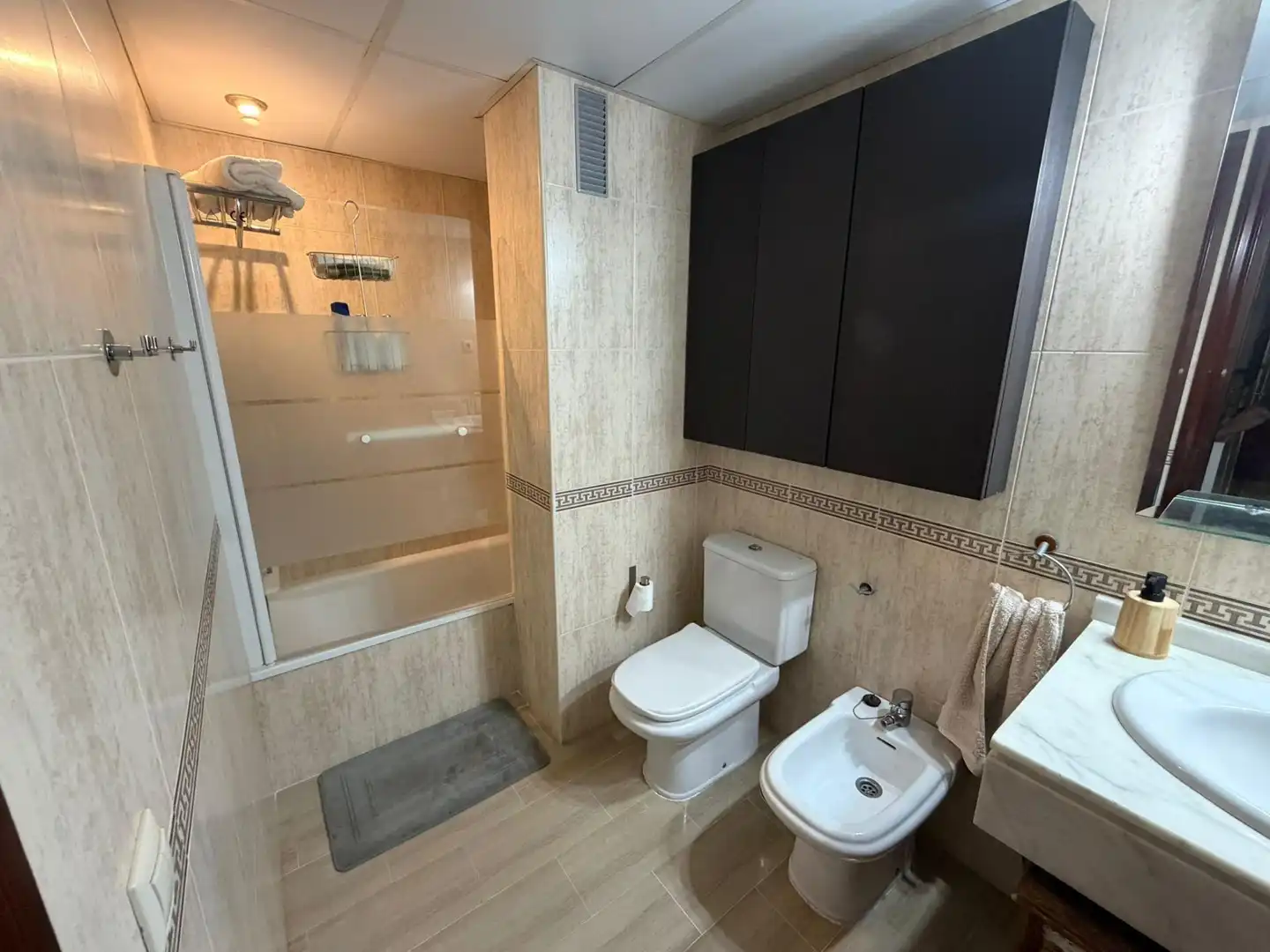 Baño de Piso de alquiler en San Fernando con Aire acondicionado y Calefacción