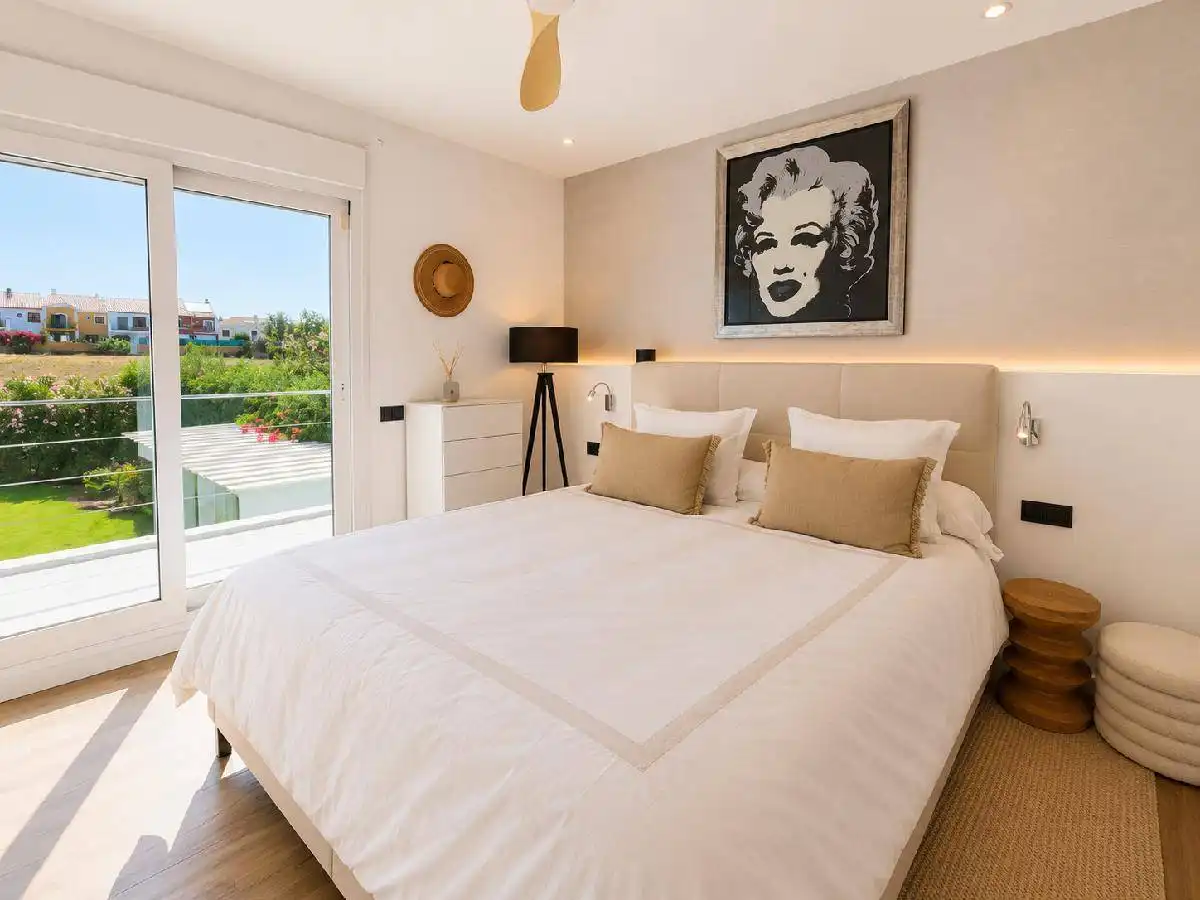 Chalet con piscina en venta en San Pedro de Alcántara, imagen 11