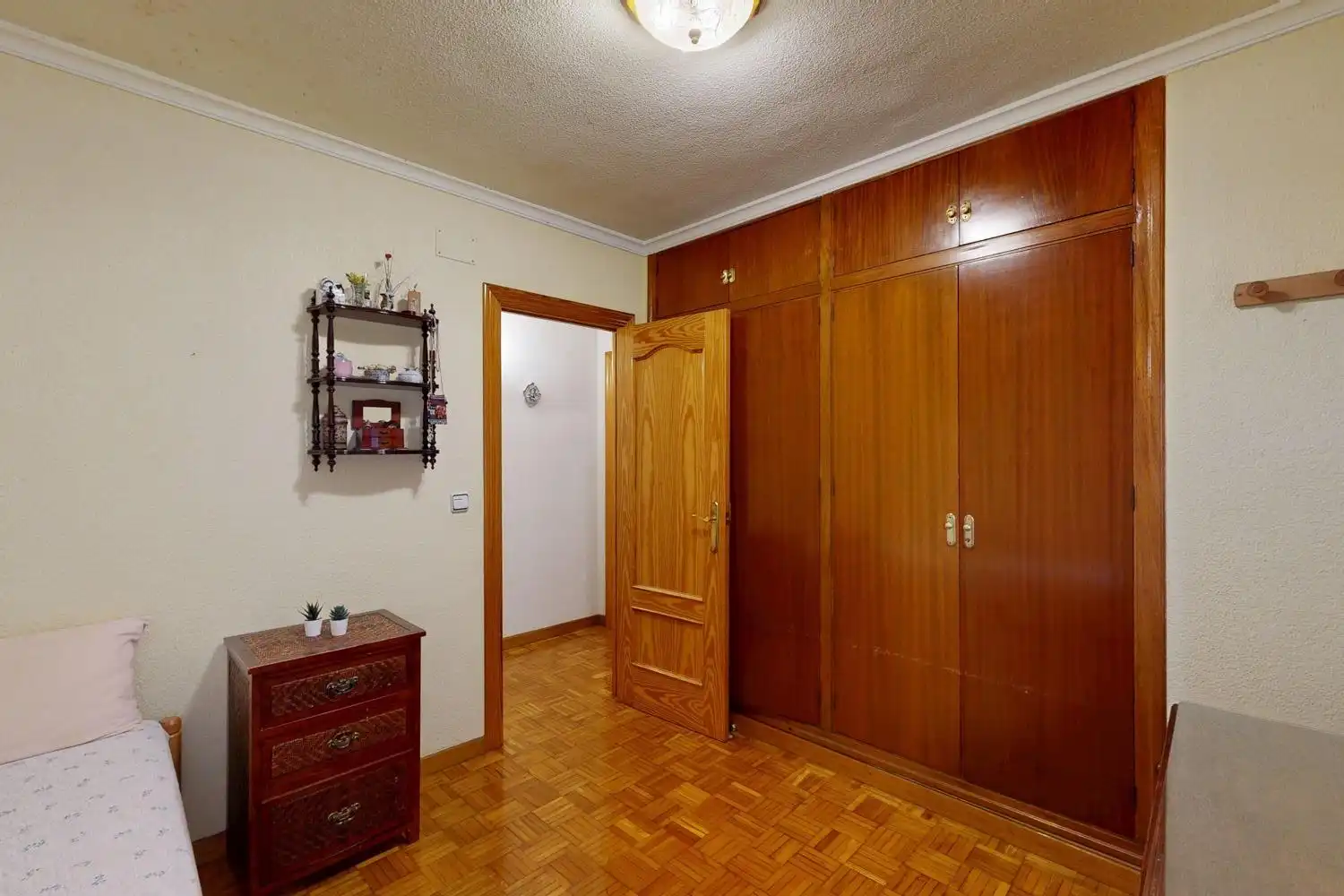Dormitori de Pis en venda en Cartagena amb Aire condicionat, Parquet i Moblat