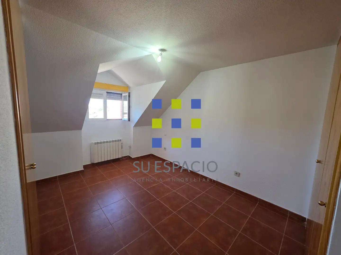 Duplexes for sale in Serranillos del Valle  with Air Conditioner and Heating
