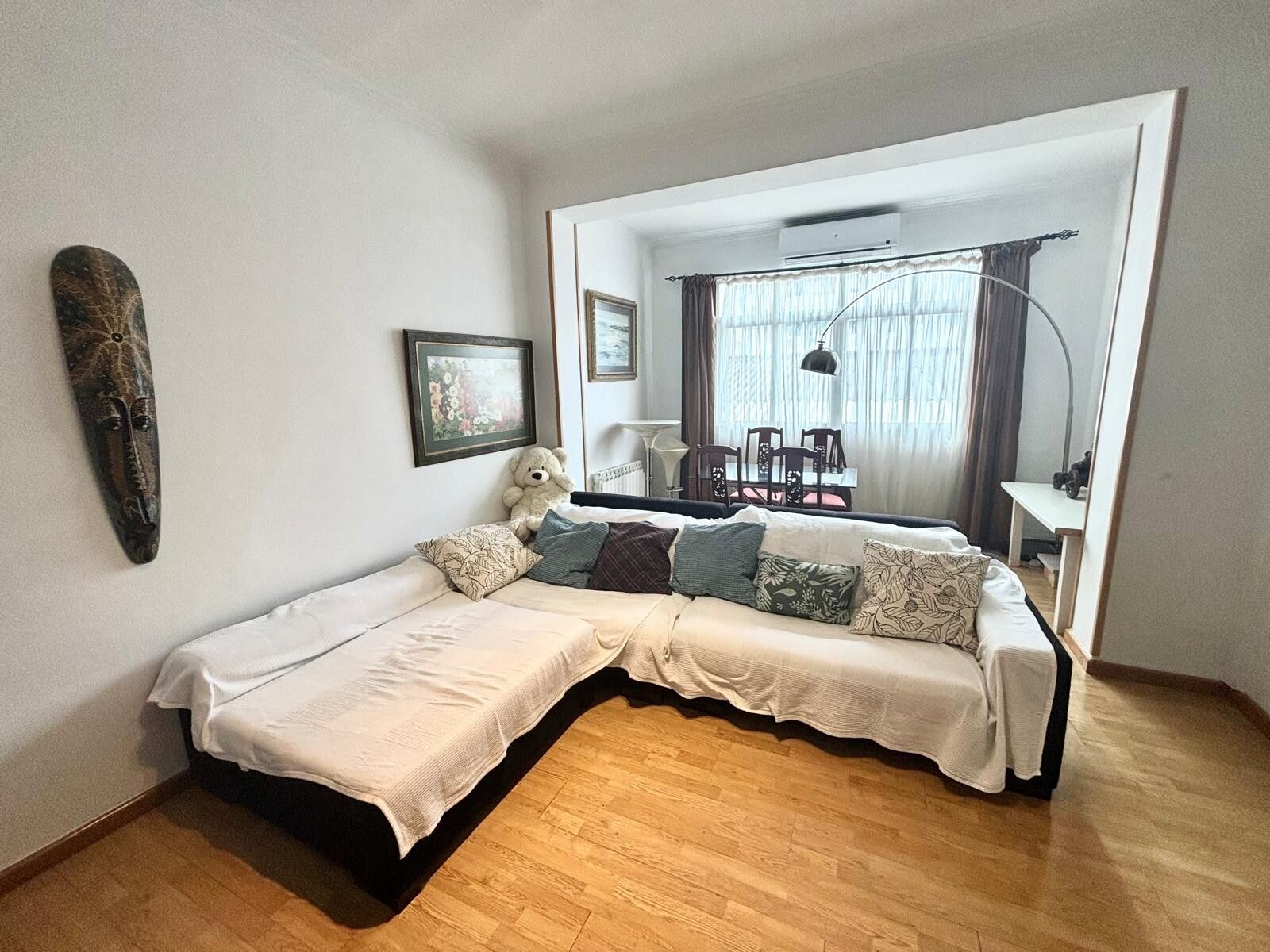 Sala d'estar de Apartament de lloguer en  Palma de Mallorca amb Moblat