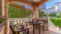 Terrassa de Casa o xalet en venda en La Zubia amb Piscina