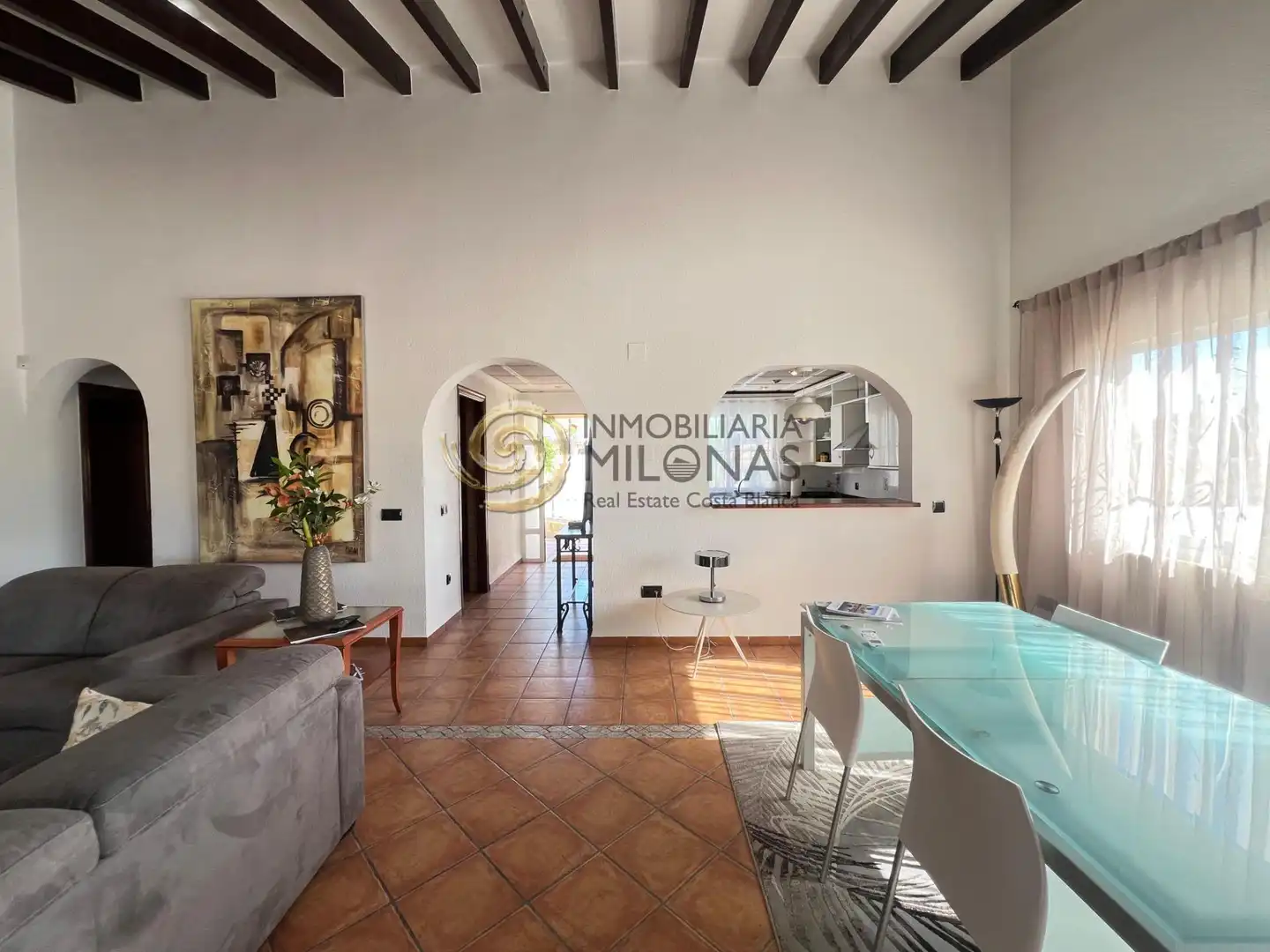 Sala d'estar de Casa o xalet en venda en La Nucia amb Aire condicionat, Jardí privat i Terrassa