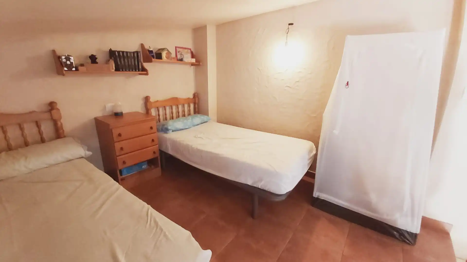Houses for sale in Pozohondo  with Furnished