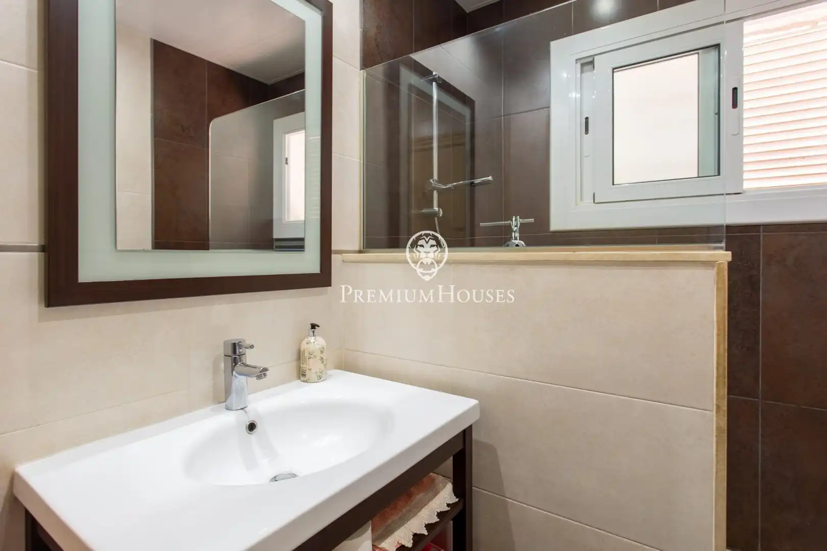 Baño de Casa o chalet en venta en Vallromanes con Calefacción, Jardín privado y Terraza