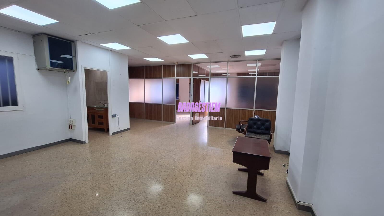 Local de alquiler en Badalona