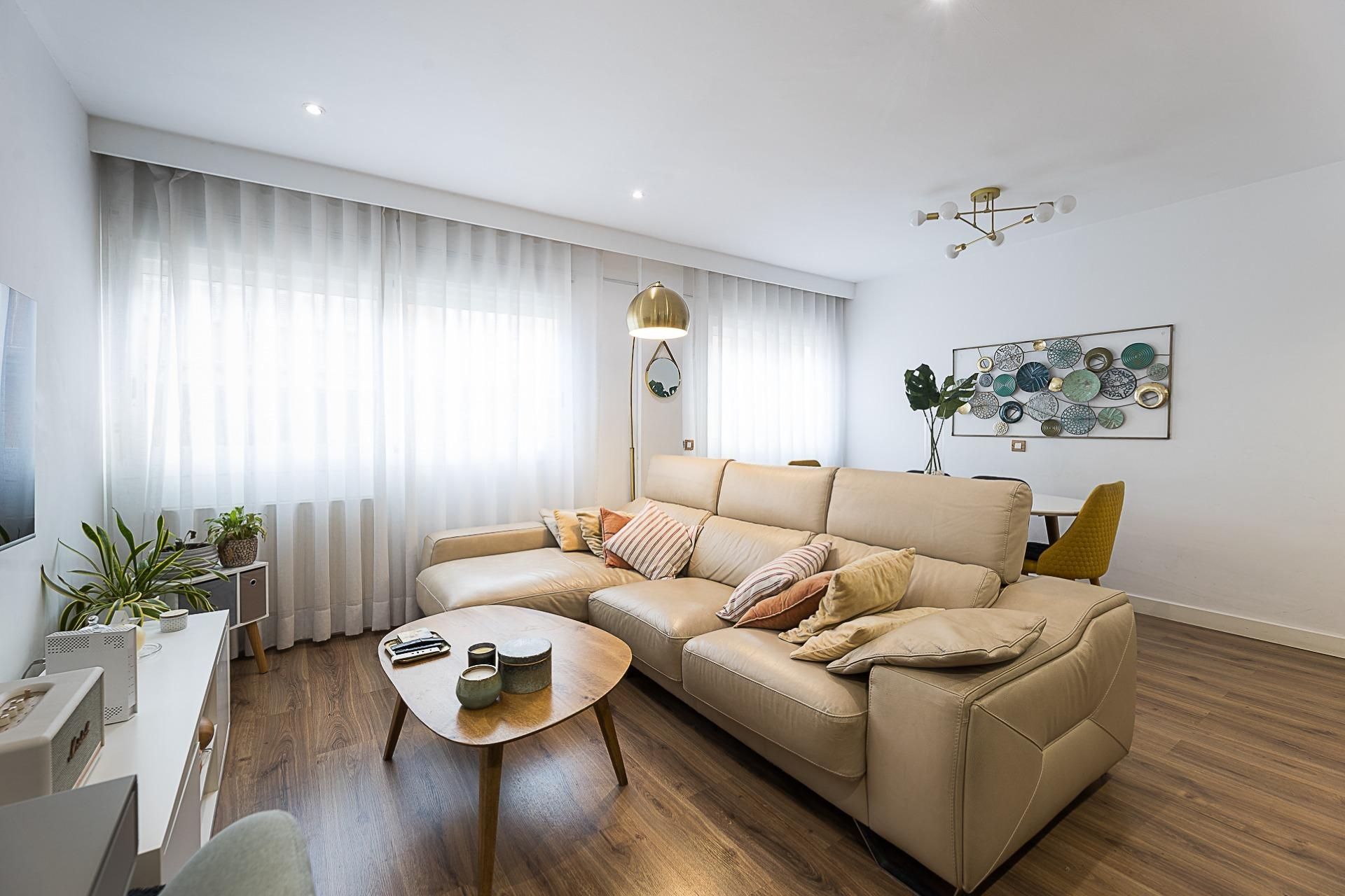 Living room of Duplex for sale in  Palma de Mallorca  with Air Conditioner and Storage room