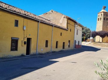 Casa en venta en San Millán de los Caballeros