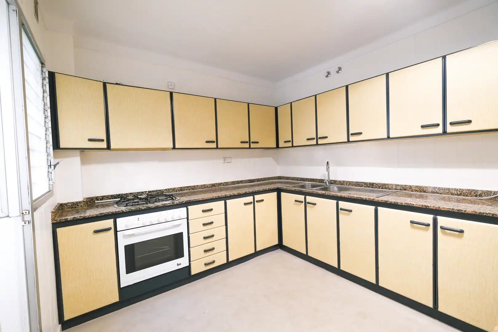 Cocina de Piso en venta en  Palma de Mallorca