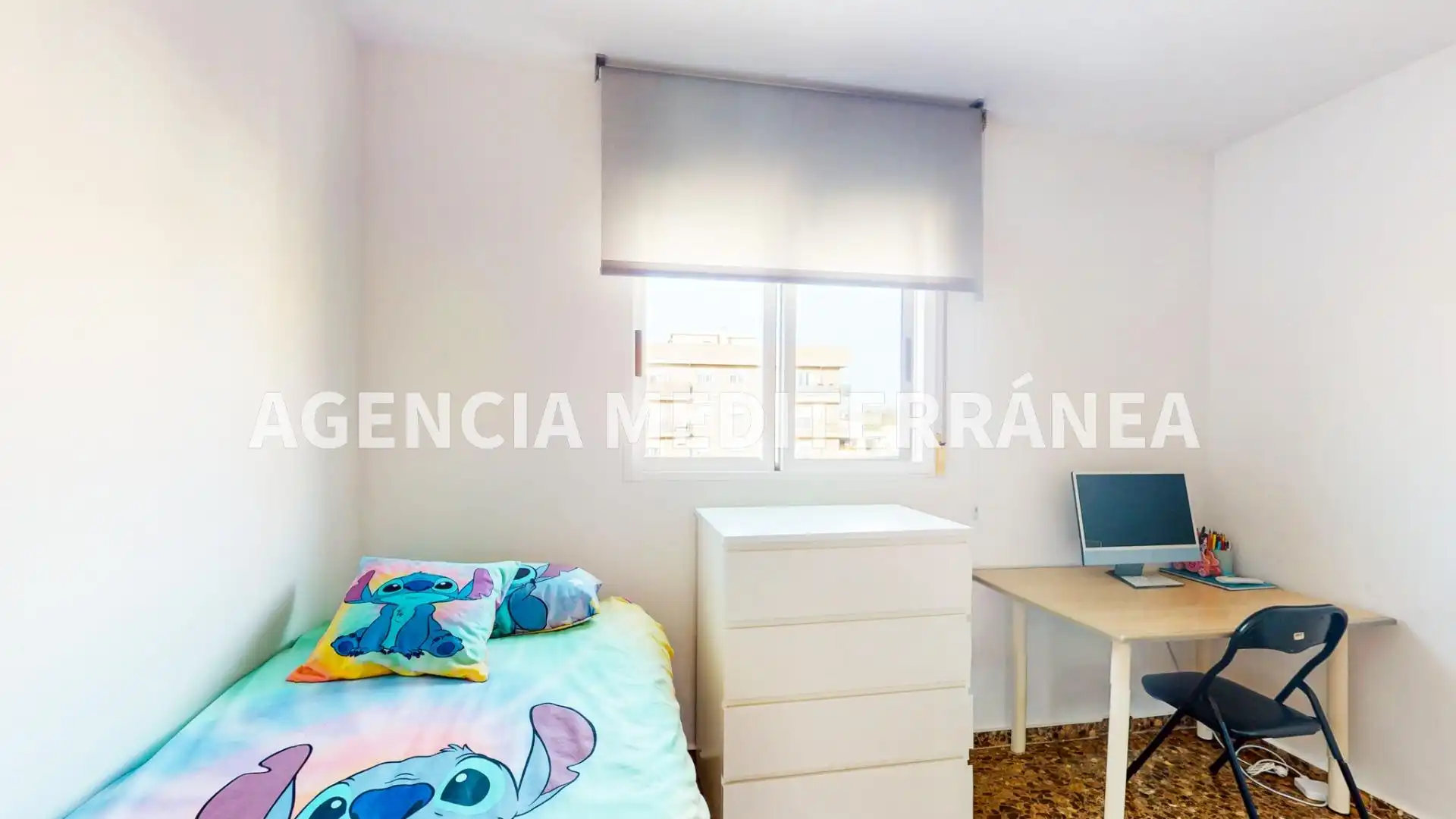Habitación de Piso en venta en Valencia con Aire acondicionado, Trastero y Balcón