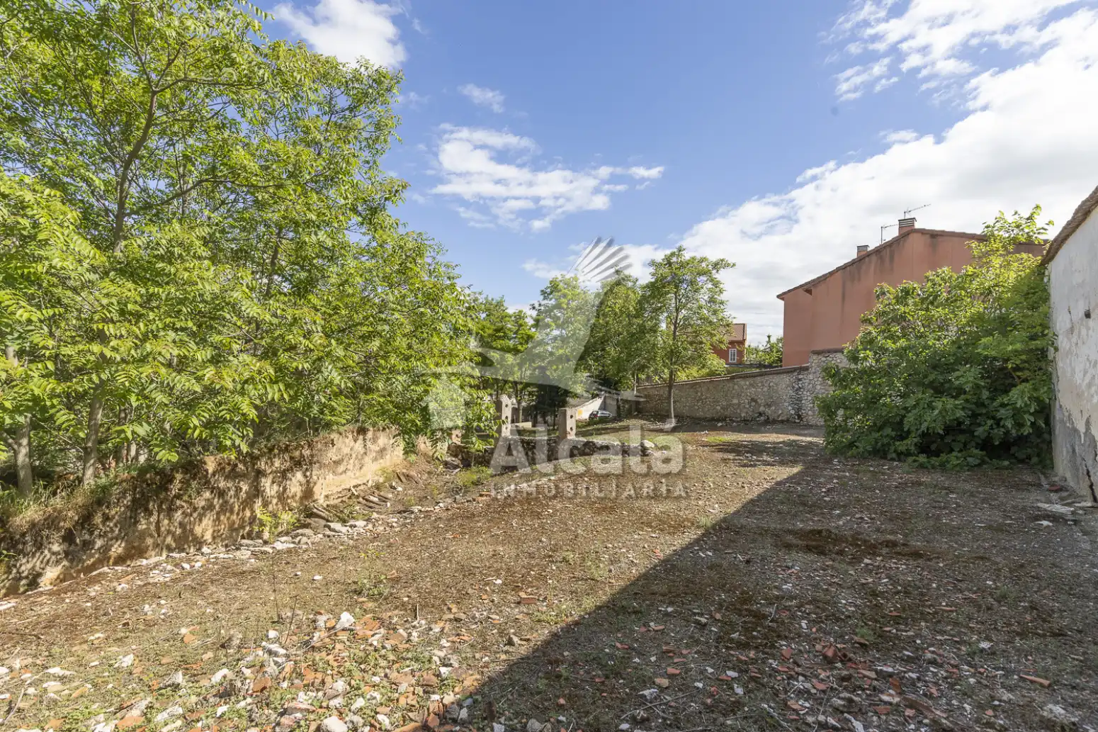 Residential for sale in Santorcaz