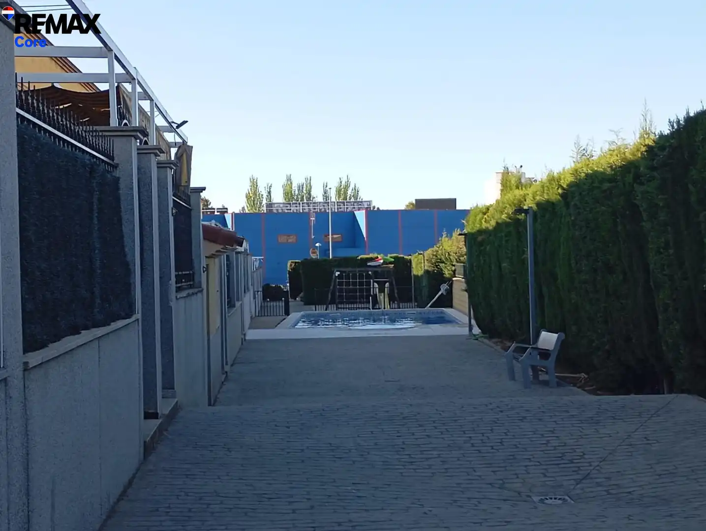 Piscina de Casa adosada en venda en Cáceres amb Aire condicionat, Calefacció i Terrassa
