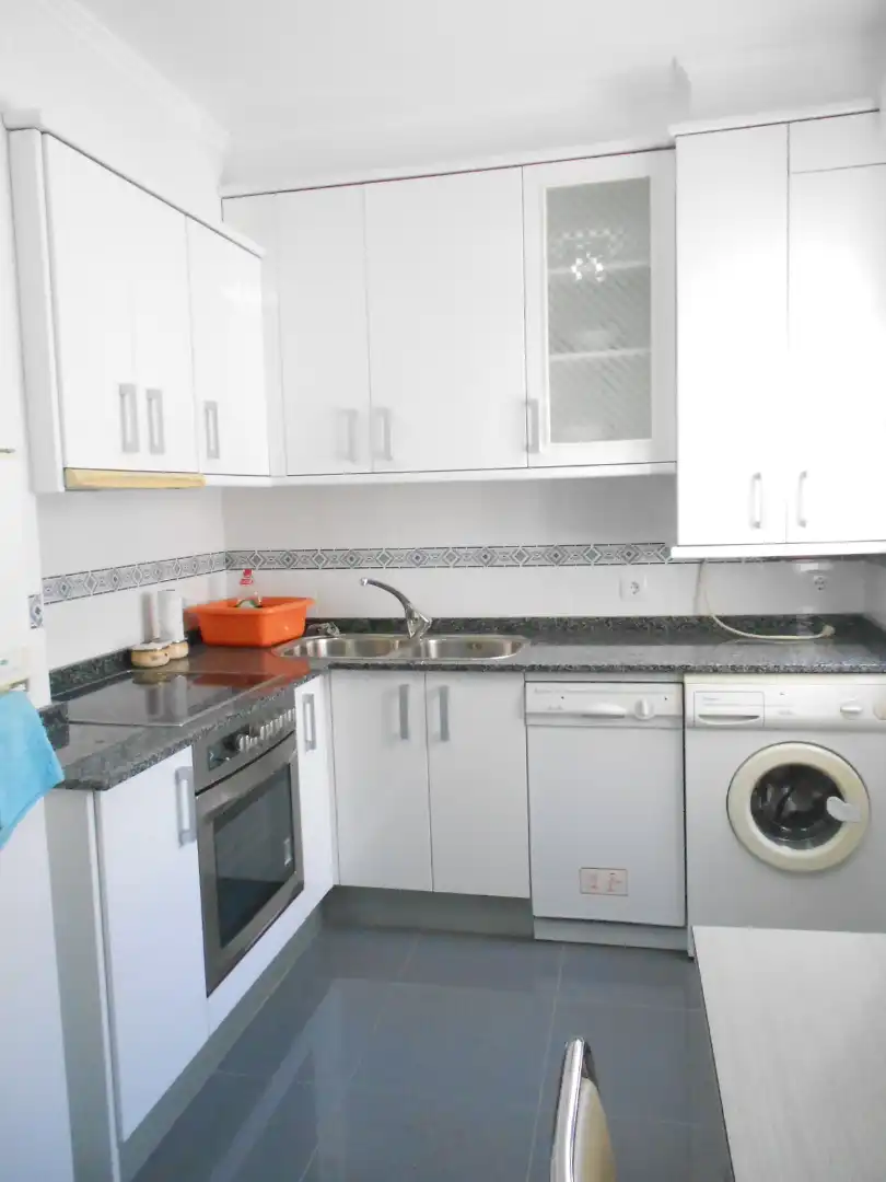 Cocina de Piso de alquiler en  Logroño con Calefacción, Amueblado y Horno