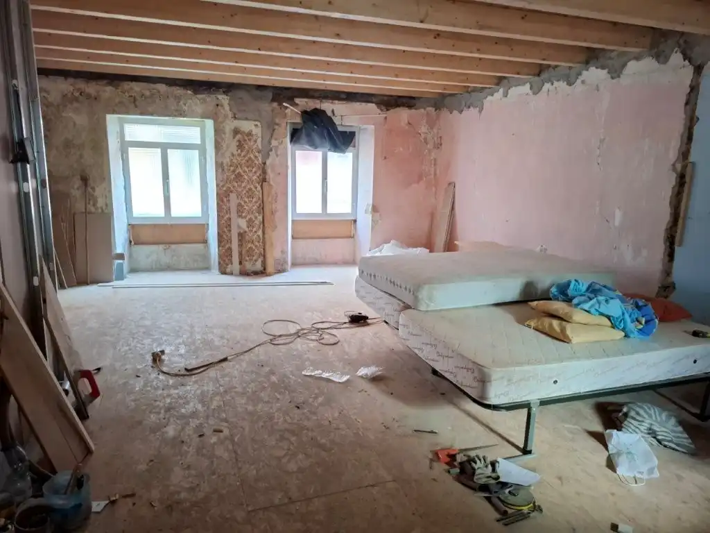 Schlafzimmer von Einfamilien-Reihenhaus zum Verkauf in Viveiro mit Terrasse, Abstellraum und Möbliert