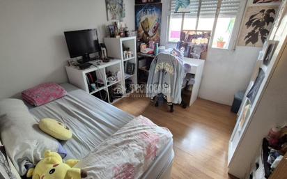 Bedroom of Flat for sale in  Madrid Capital  with Air Conditioner, Heating and Terrace