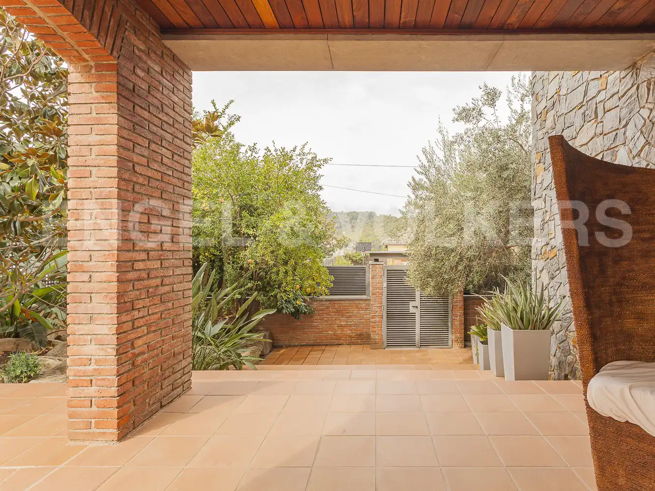 Terrassa de Casa o xalet en venda en Viladecavalls amb Aire condicionat, Calefacció i Piscina