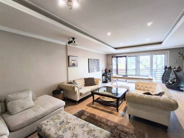 Piso en Alquiler en Castellana