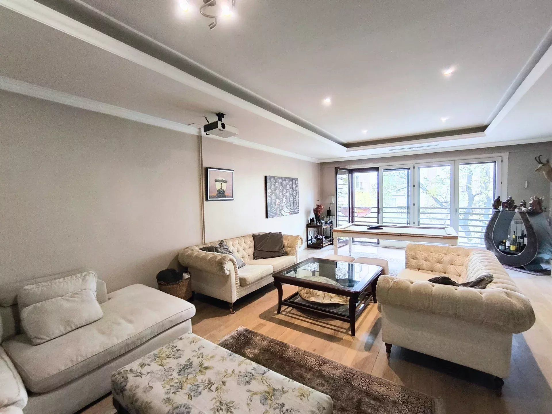 Living room of Flat to rent in  Madrid Capital  with Air Conditioner, Heating and Storage room