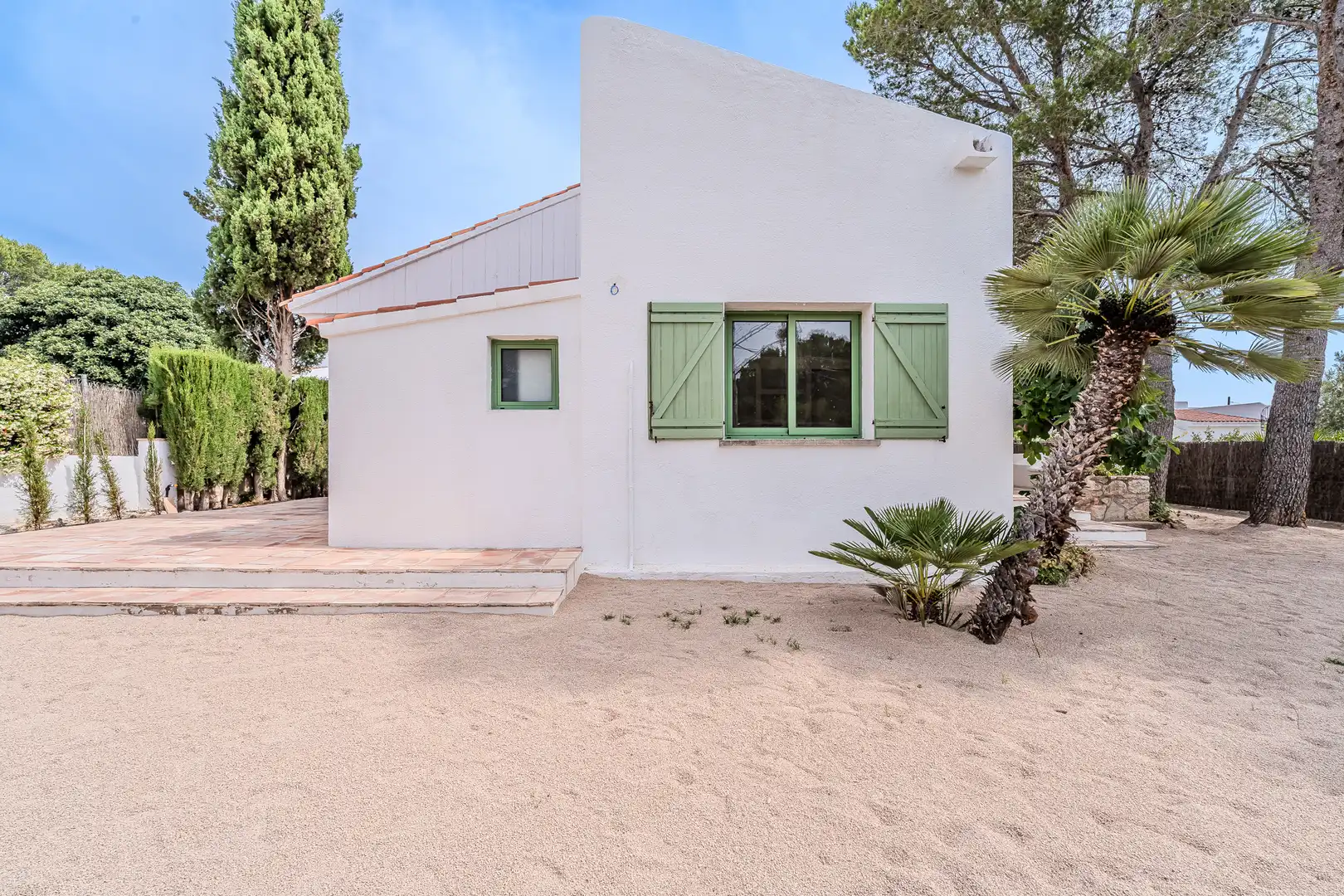 Exterior view of Houses for sale in L'Ametlla de Mar   with Air Conditioner, Heating and Private garden