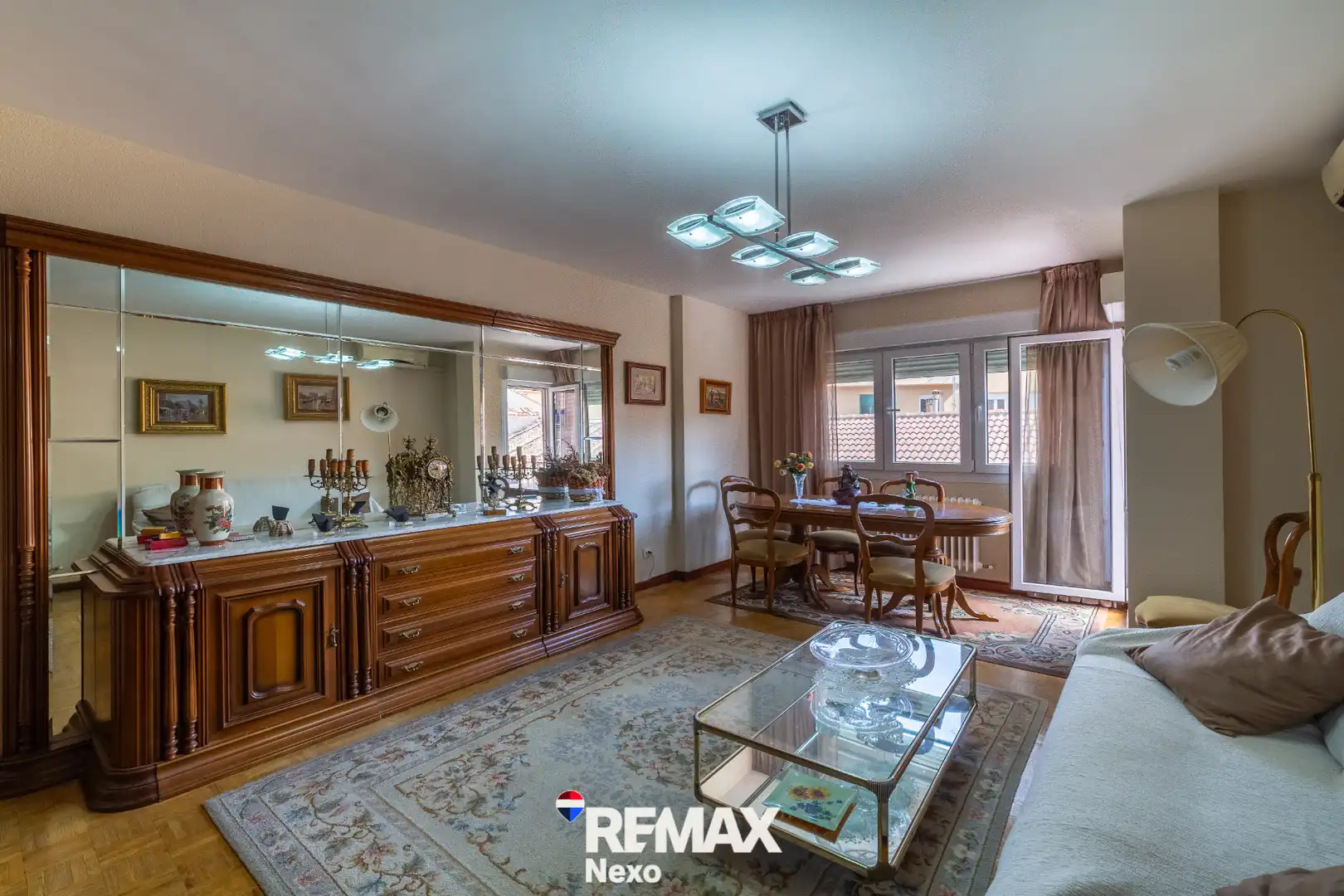 Sala d'estar de Pis en venda en Segovia Capital amb Aire condicionat, Calefacció i Parquet