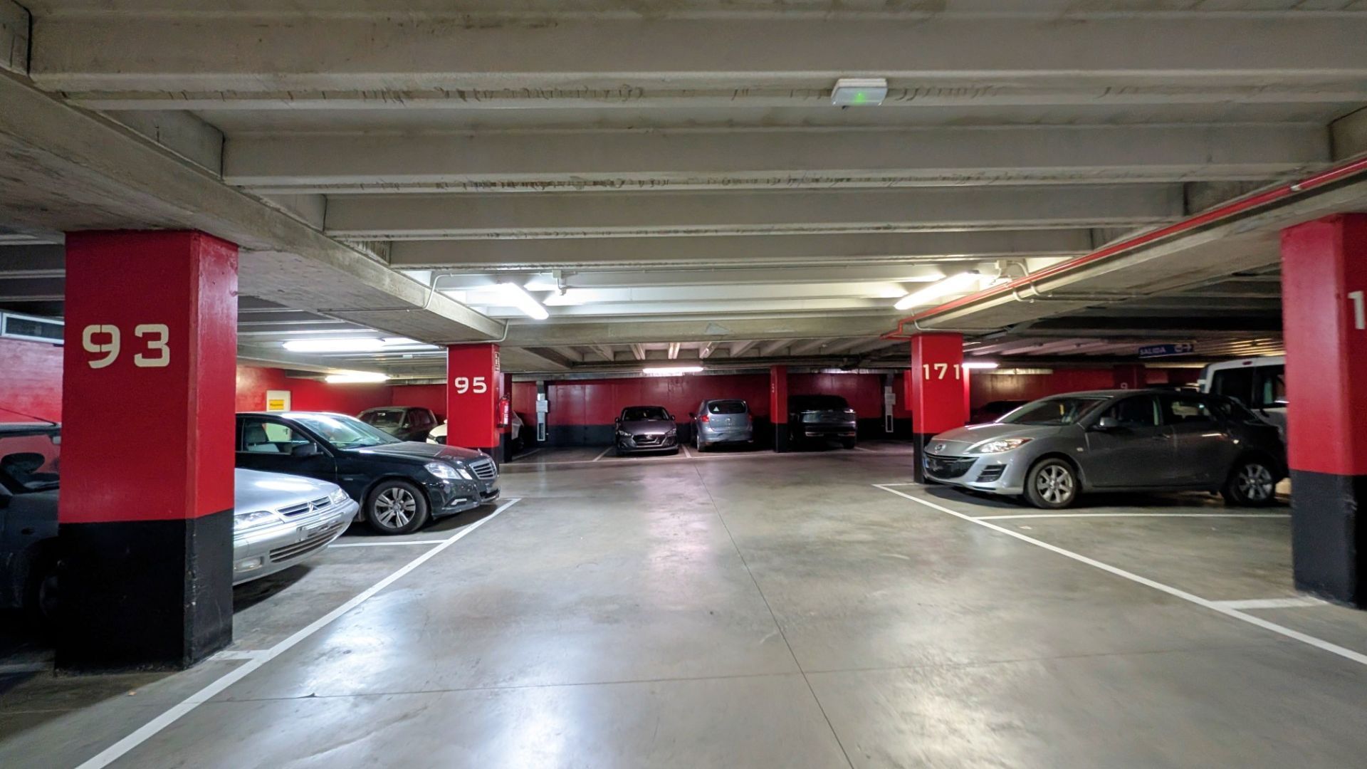 Aparcament de Garatge en venda en  Zaragoza Capital