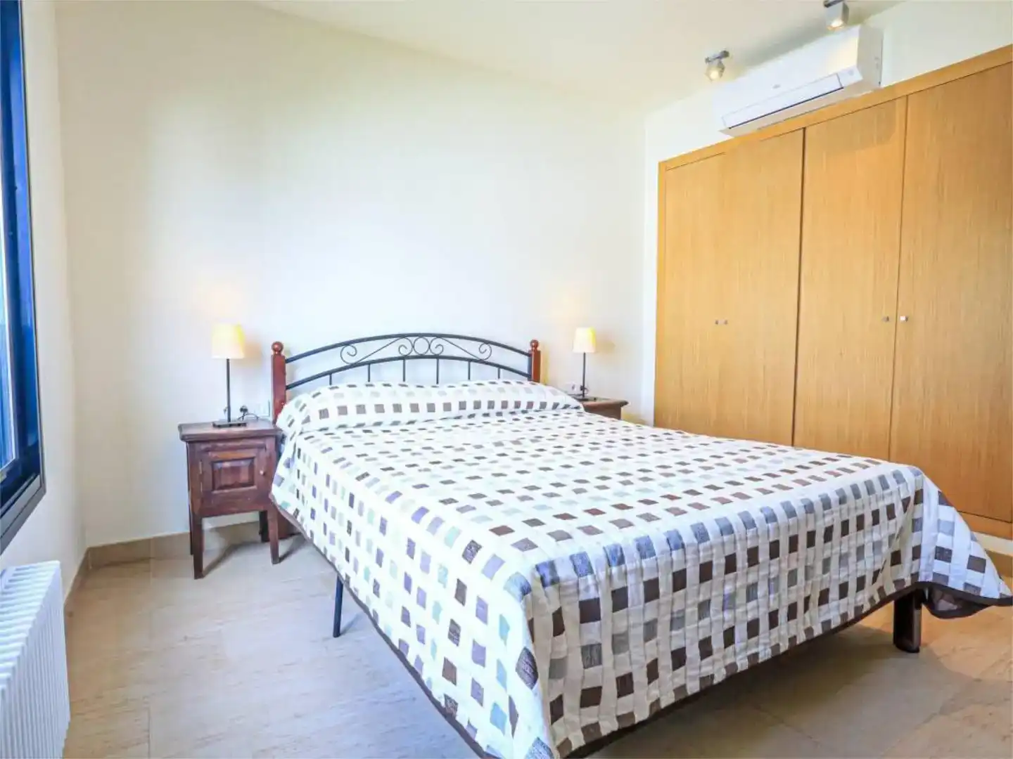 Habitación de Casa o chalet de alquiler en Cambrils con Aire acondicionado, Jardín privado y Piscina