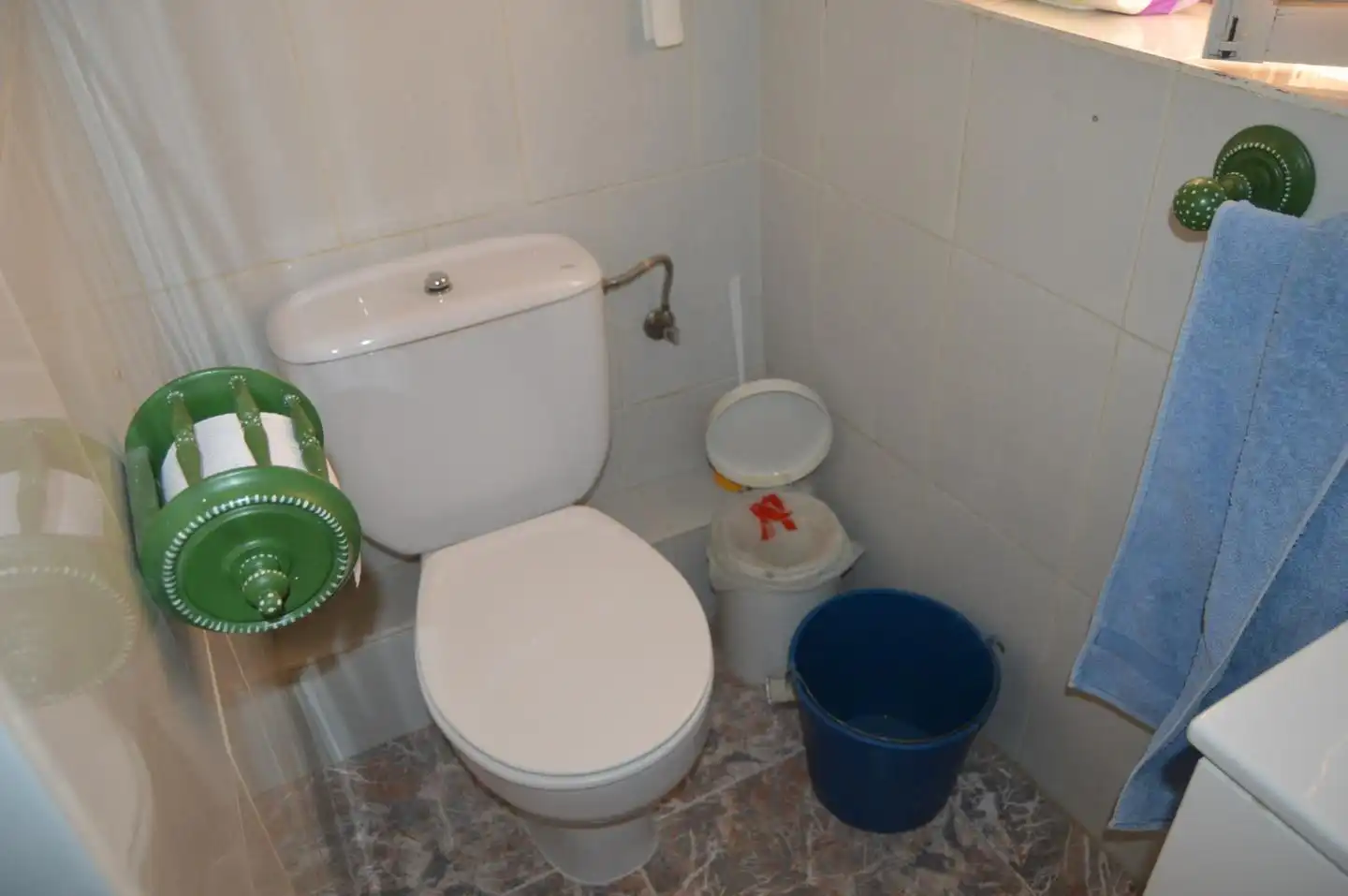 Bathroom of Houses for sale in Huete  with Furnished