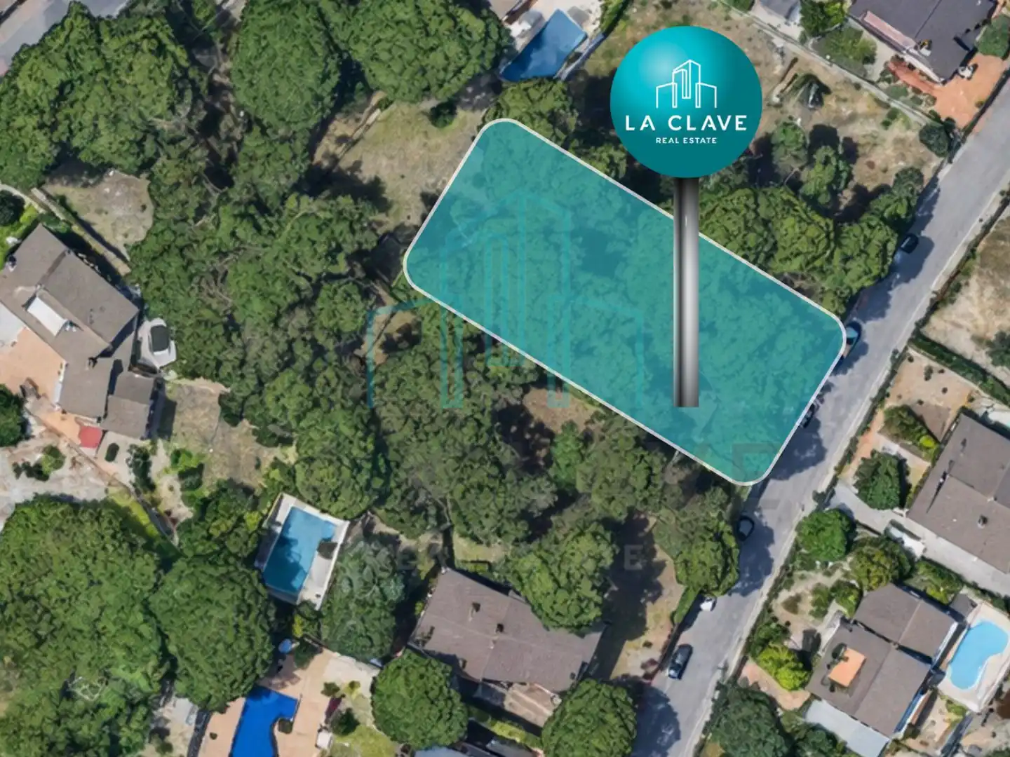 Terreno residencial en venta en Carrer de la Pineda