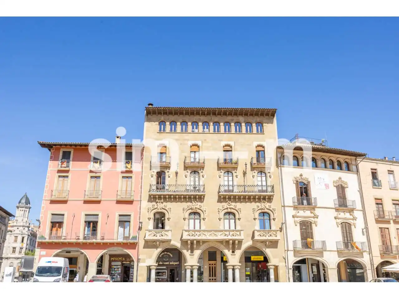 Vista exterior de Piso en venta en Vic con Calefacción y Balcón