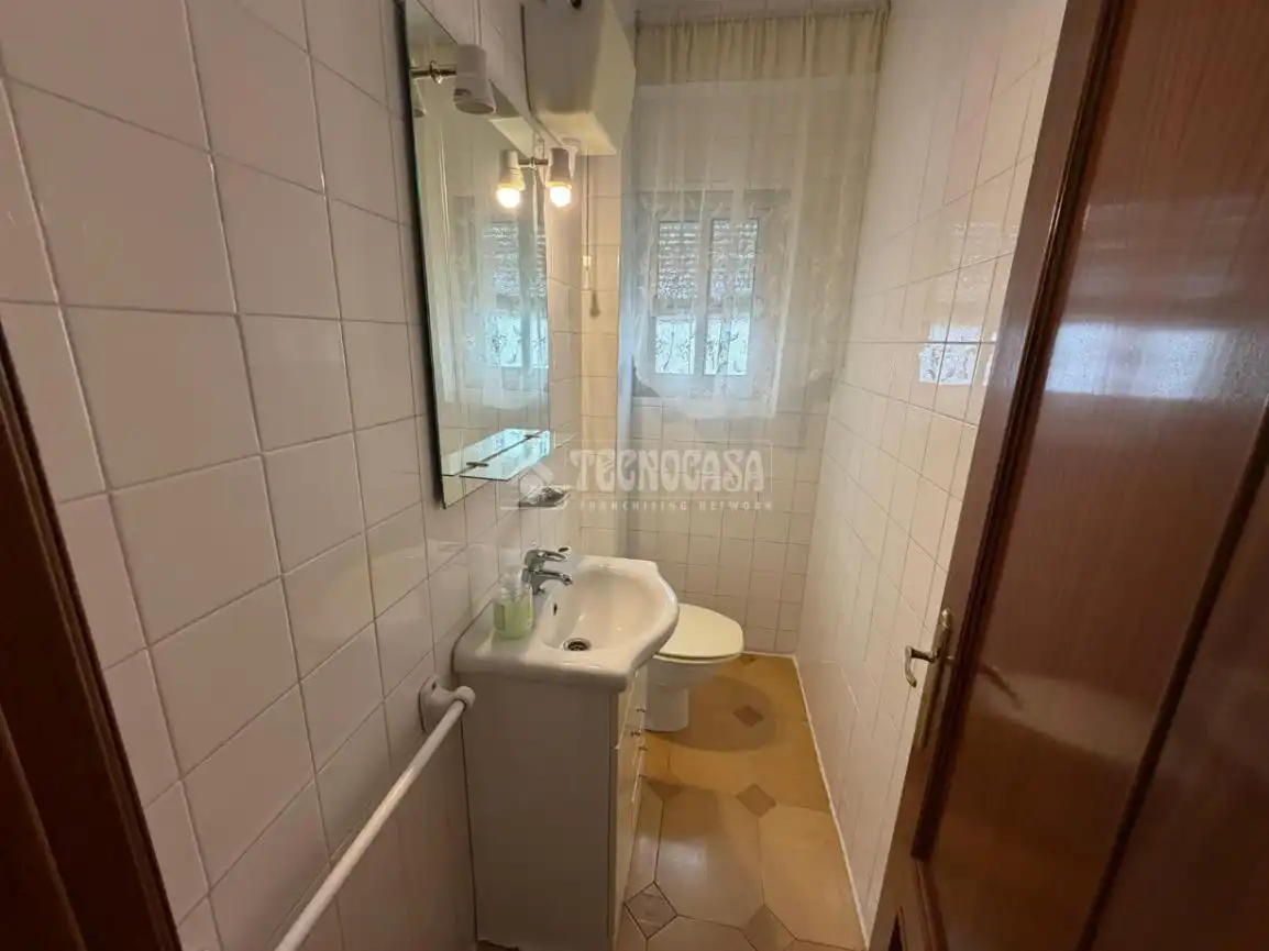 Baño de Piso en venta en Jaén con Balcón