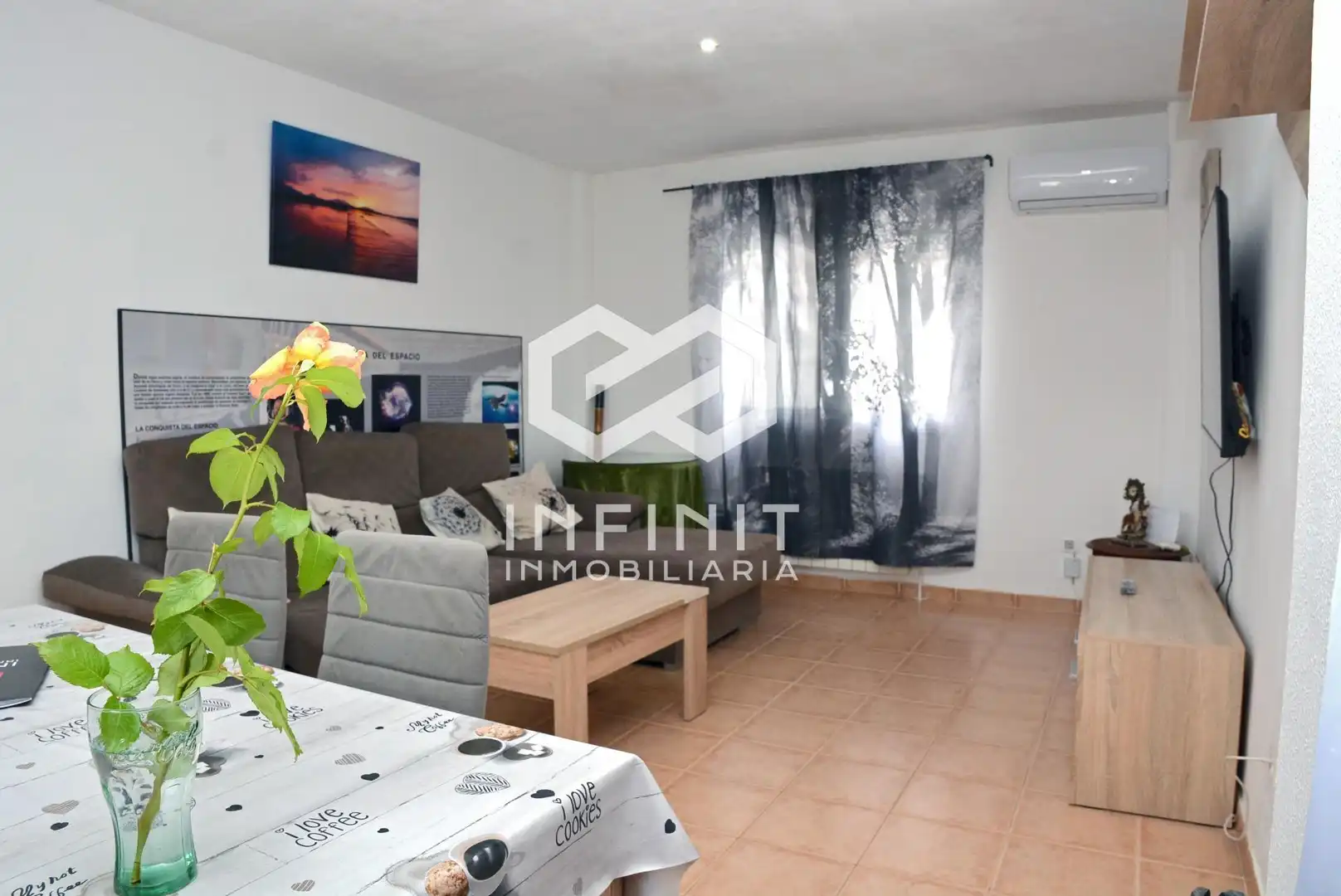 Living room of Houses for sale in Yebes  with Air Conditioner, Heating and Private garden