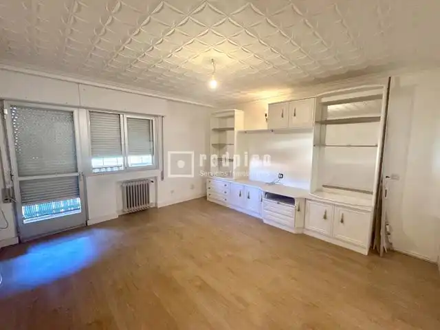 Habitación de Piso en venta en Madrid con Terraza