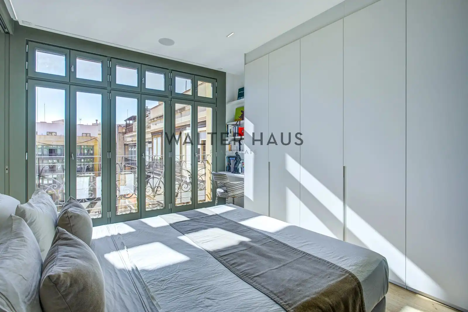 Penthouse with terrace for sale in Carrer de la Diputació, imagen 46