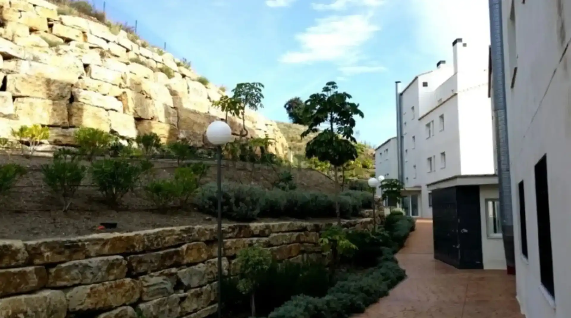 Vista exterior de Àtic de lloguer en Rincón de la Victoria amb Aire condicionat, Terrassa i Moblat