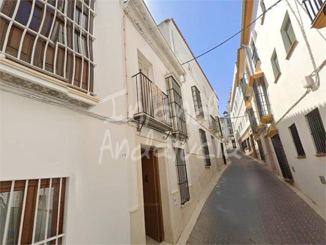 Casa adosada en Venta en Estepa