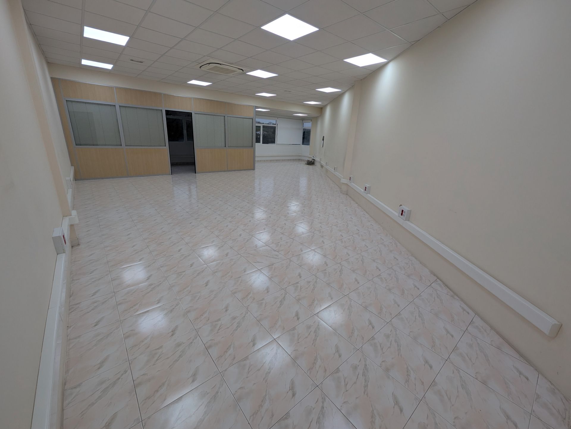 Oficina de alquiler en Astigarrako Bidea, 2