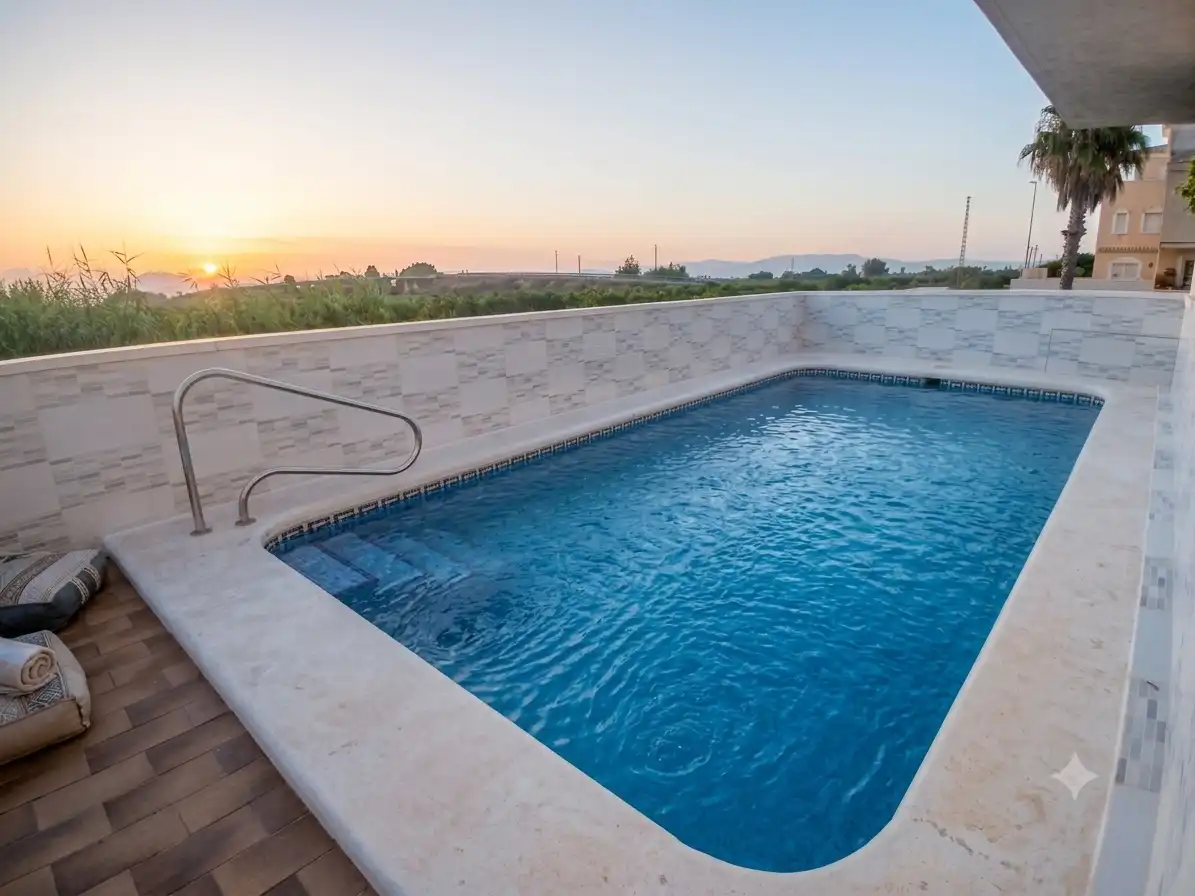Piscina de Casa adosada en venda en Almoradí amb Terrassa, Balcó i Piscina comunitària