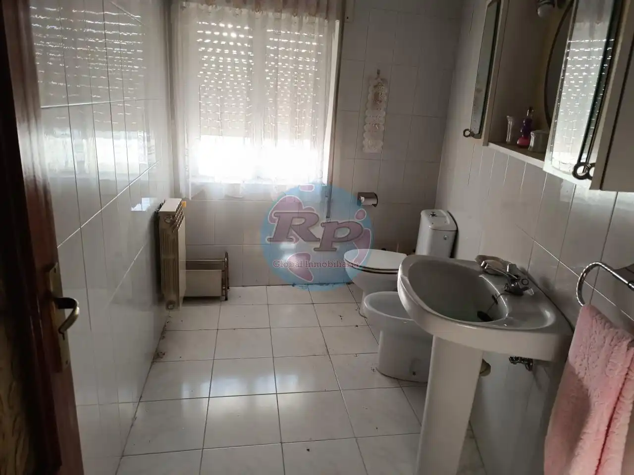 Bathroom of Houses for sale in Soto de la Vega  with Heating and Private garden