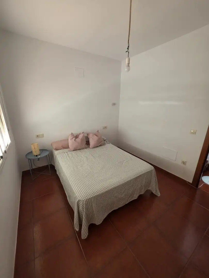Habitación de Casa adosada en venta en Campillos con Jardín privado, Terraza y Amueblado