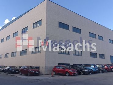 Nave industrielle à vendre à Sur - PAU 4