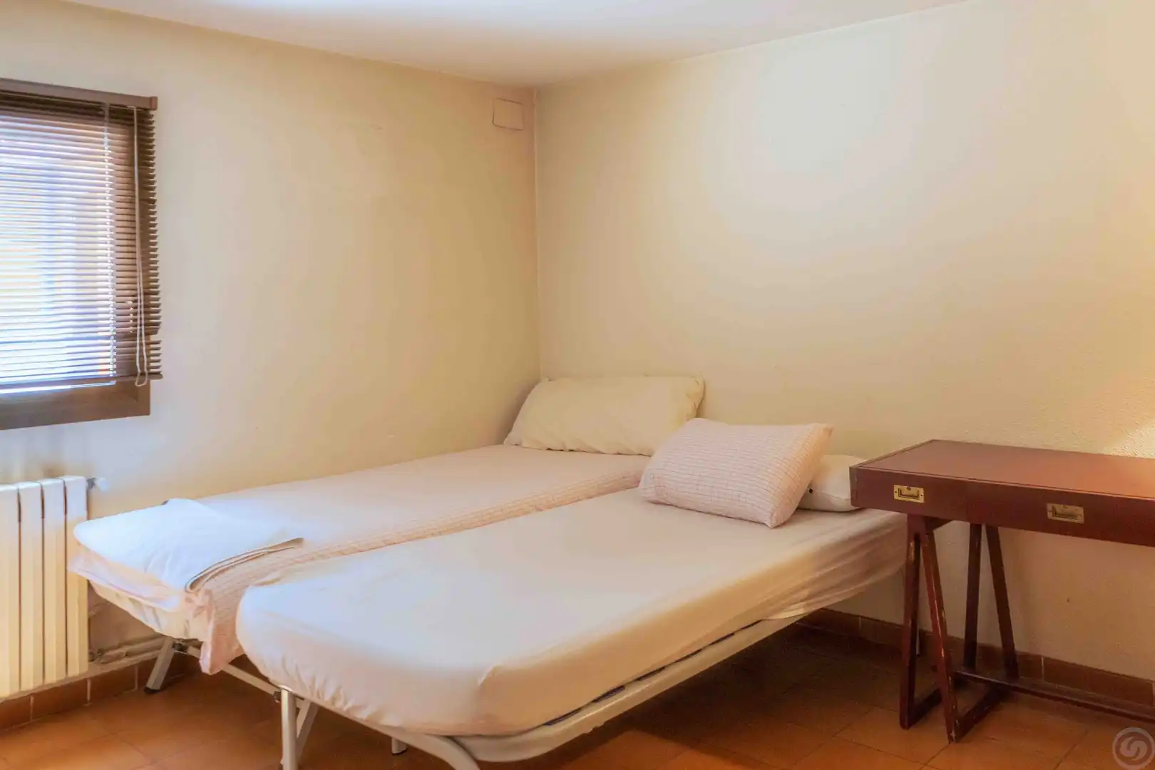 Bedroom of Houses for sale in Esplugues de Llobregat  with Terrace, Storage room and Swimming Pool