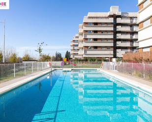 Swimming pool of Flat for sale in  Granada Capital  with Terrace and Balcony