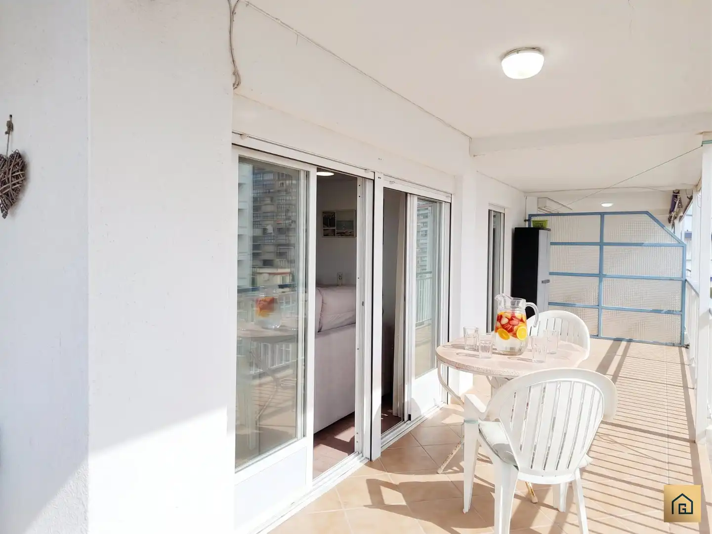 Terraza de Piso en venta en Benidorm con Terraza, Amueblado y Alarma