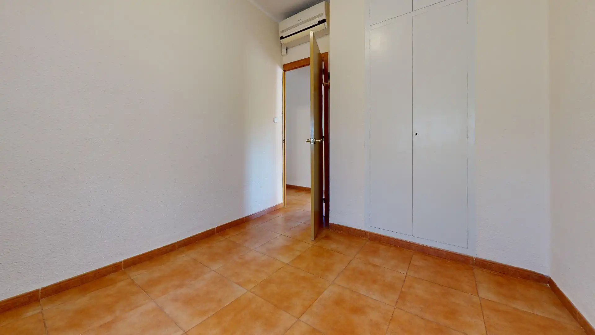 Casa o chalet en venta en Riba-roja de Túria con Aire acondicionado, Jardín privado y Terraza